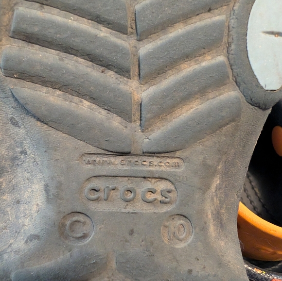 Crocs, Kids 10, Paint Splatter Design with Adjustable Straps, GUC - Picture 6 of 6